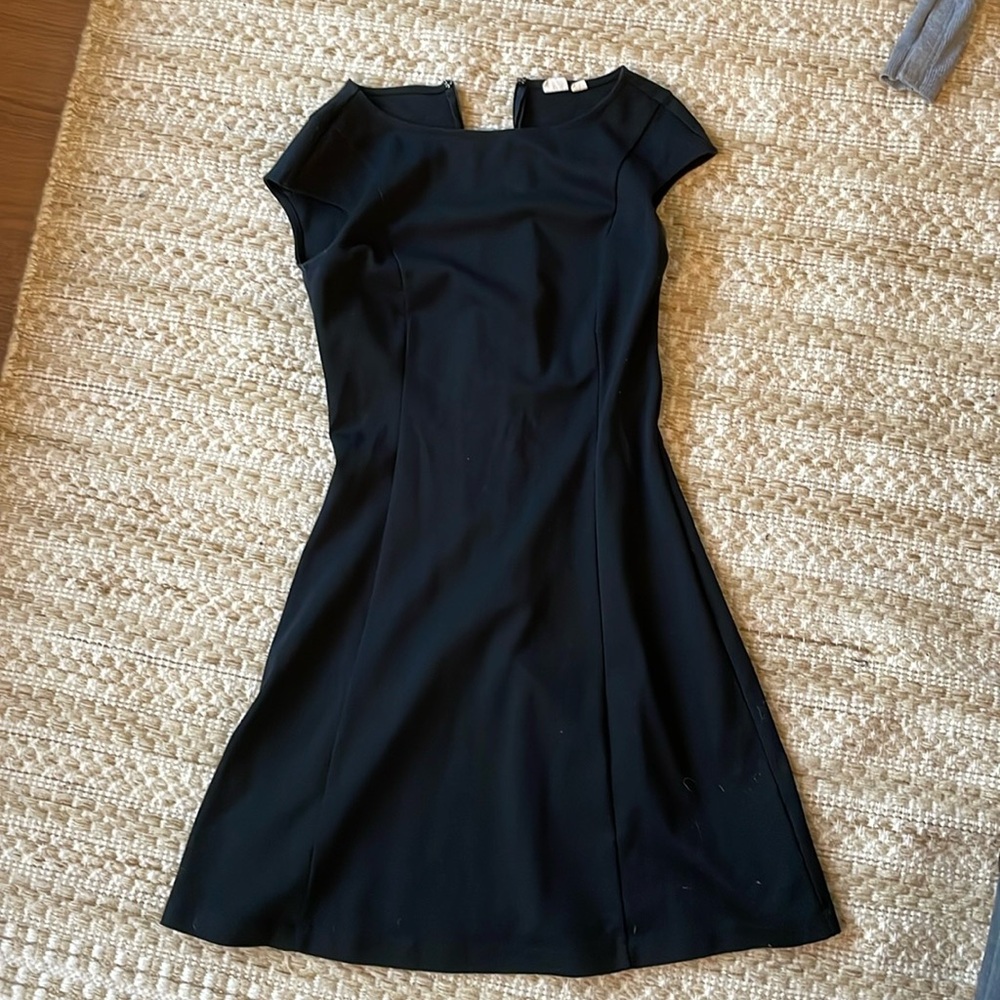 Black short dress with capped sleeves